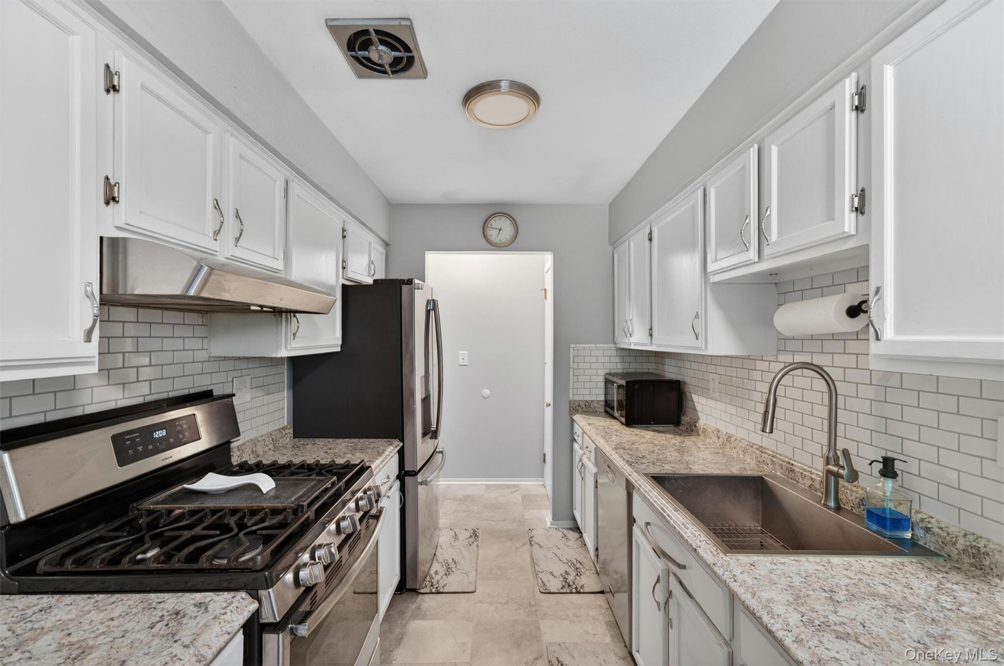 2 Acorn Court Property Photo 11