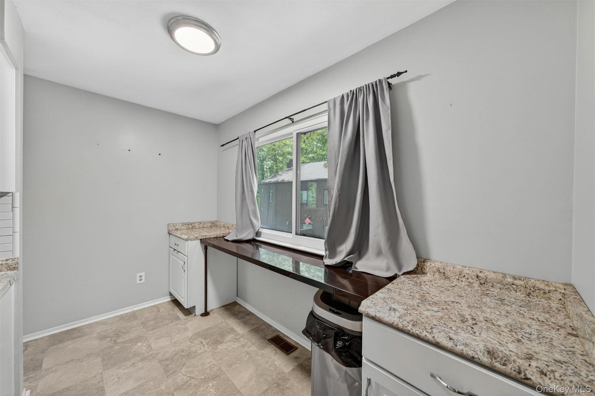 2 Acorn Court Property Photo 12