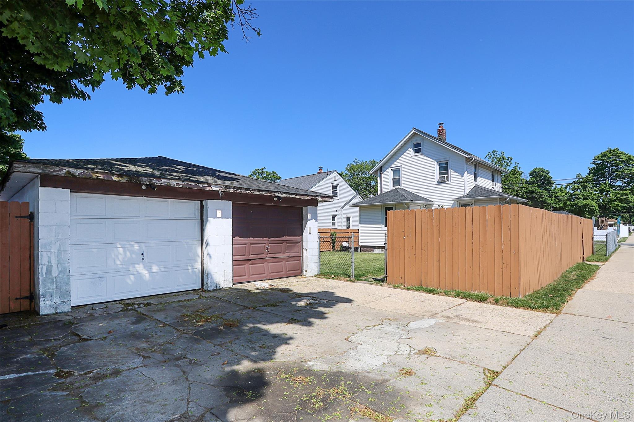 110 E Roosevelt Avenue Property Photo 29