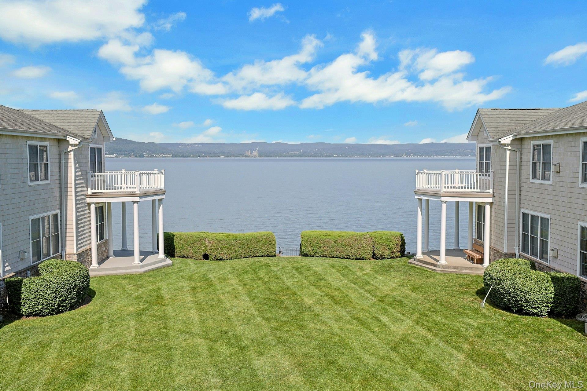806 Half Moon Bay Drive Property Photo 2