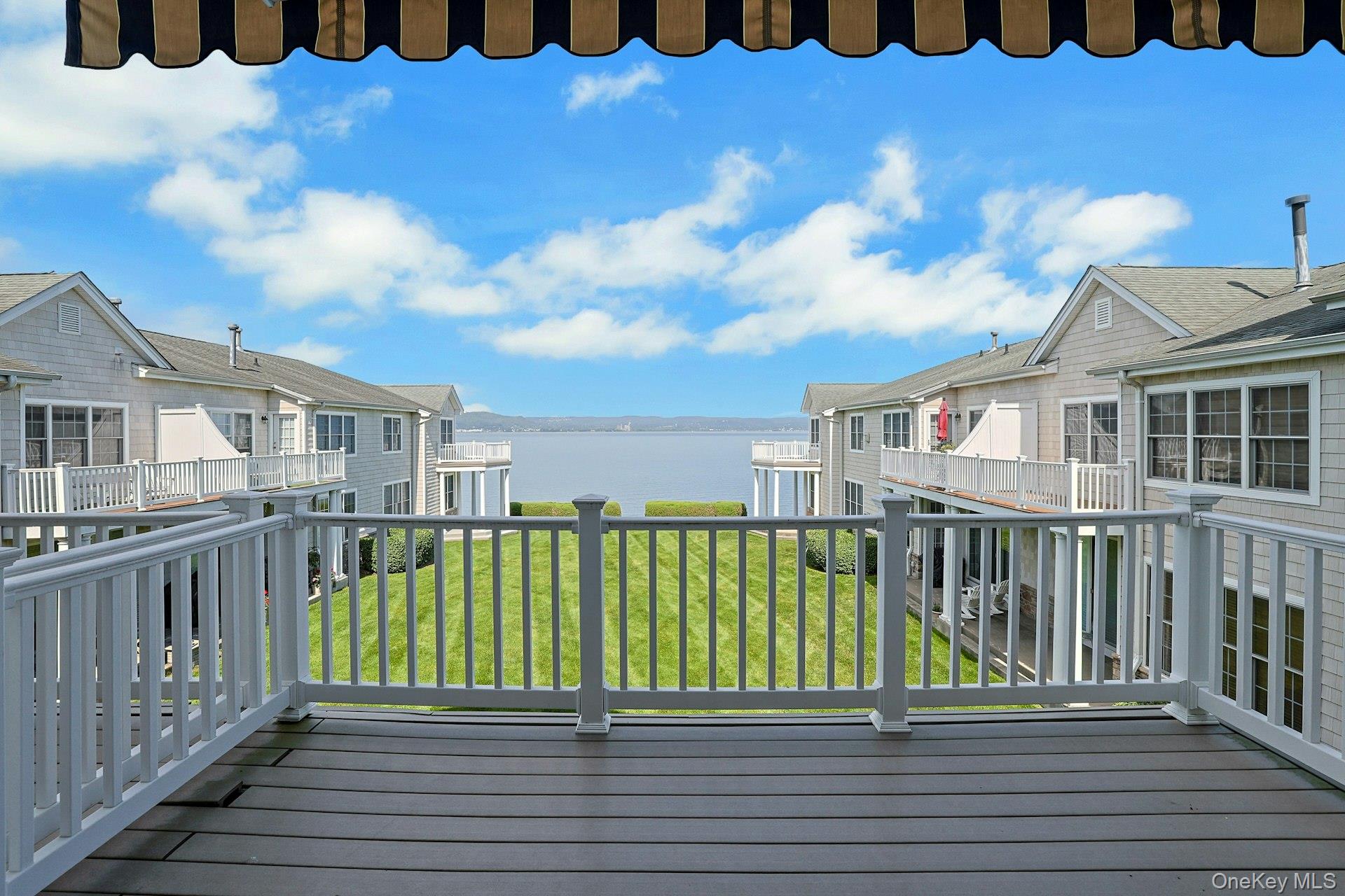 806 Half Moon Bay Drive Property Photo 3