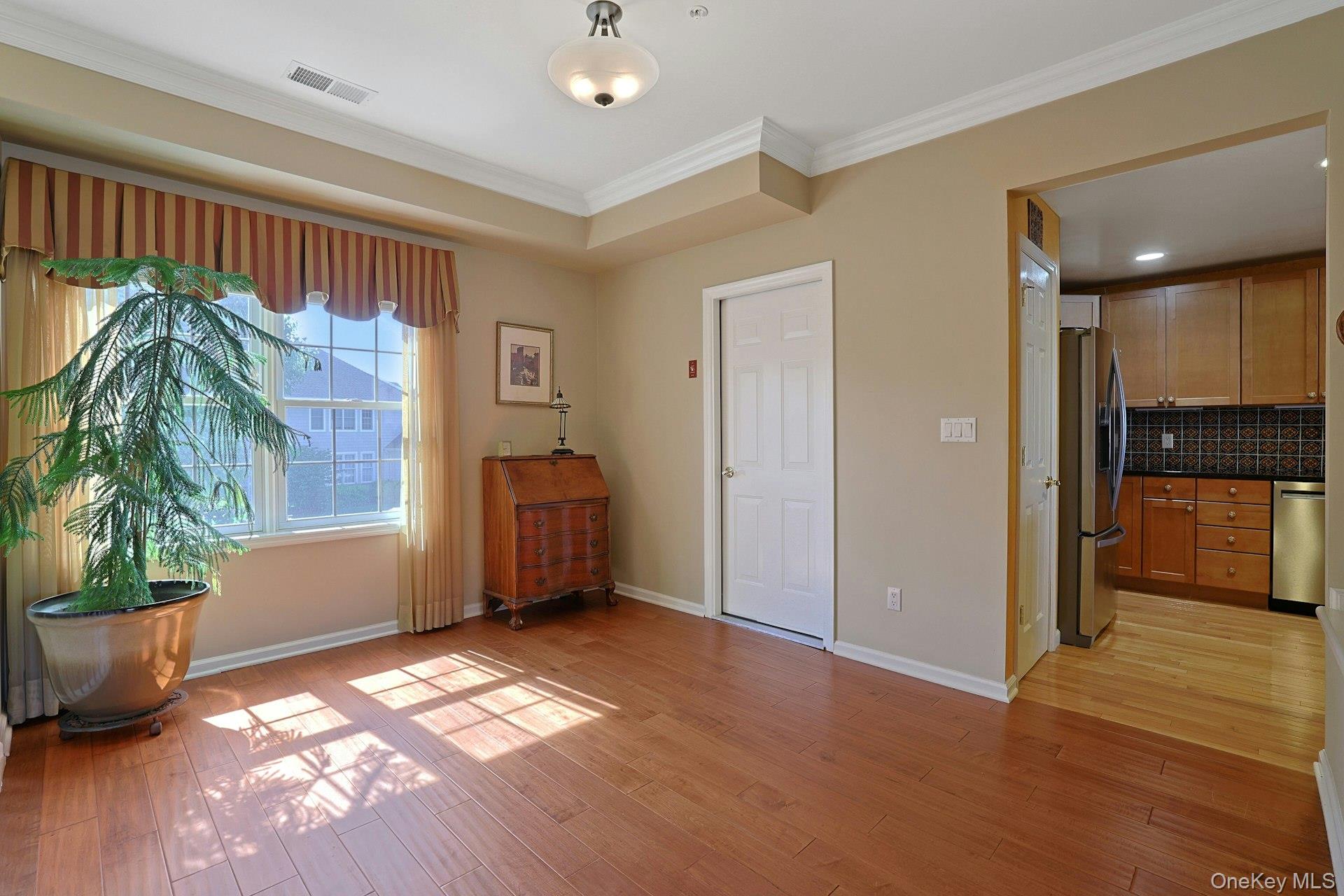 806 Half Moon Bay Drive Property Photo 8