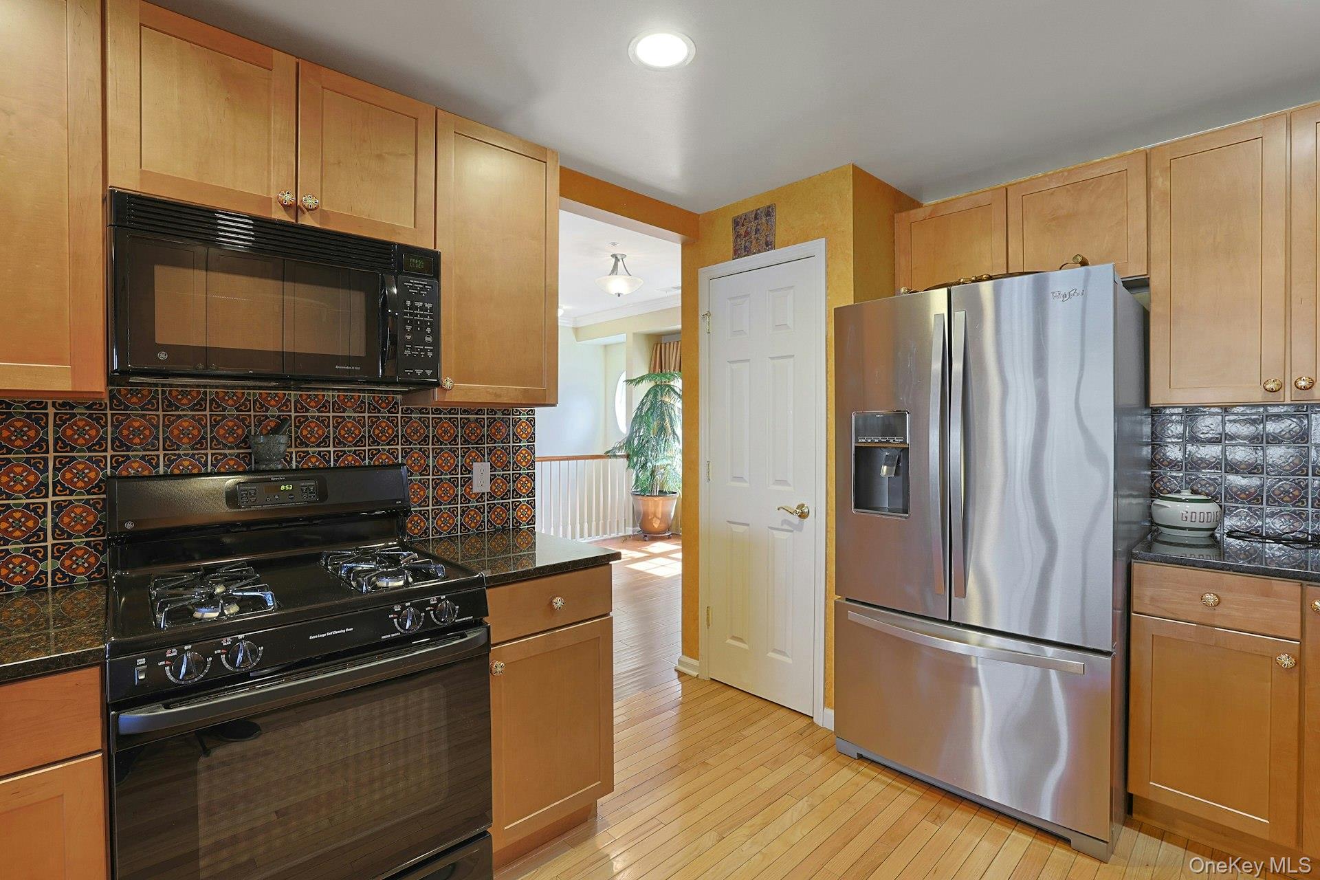 806 Half Moon Bay Drive Property Photo 18