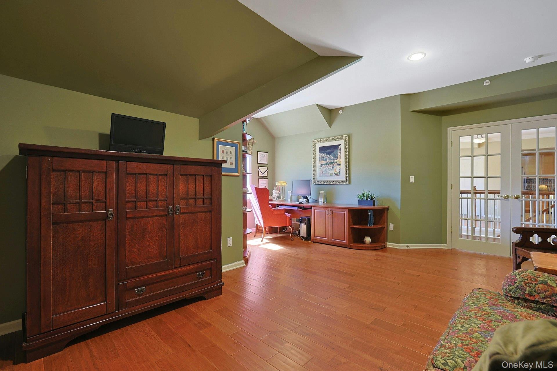 806 Half Moon Bay Drive Property Photo 27