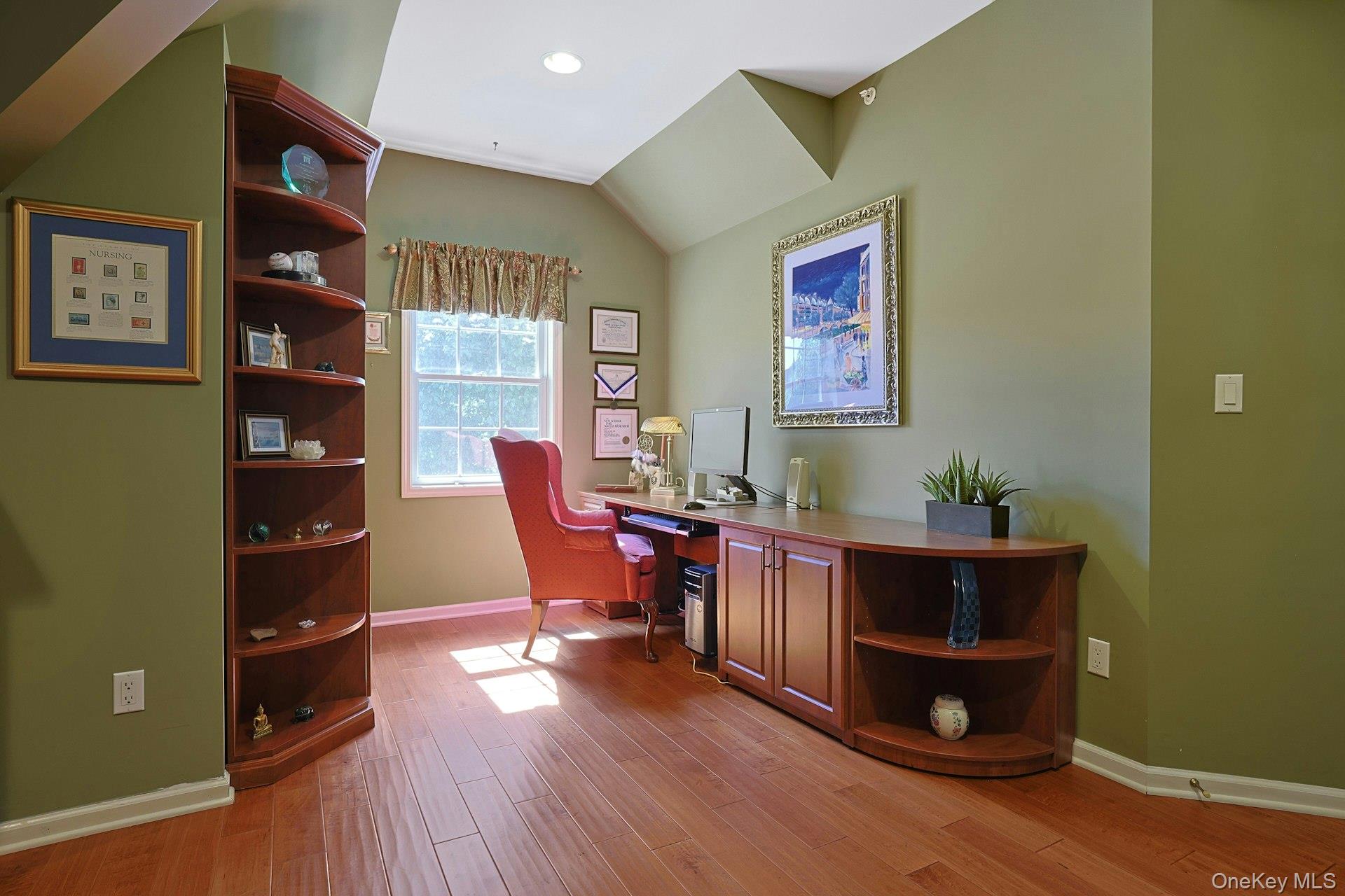 806 Half Moon Bay Drive Property Photo 28