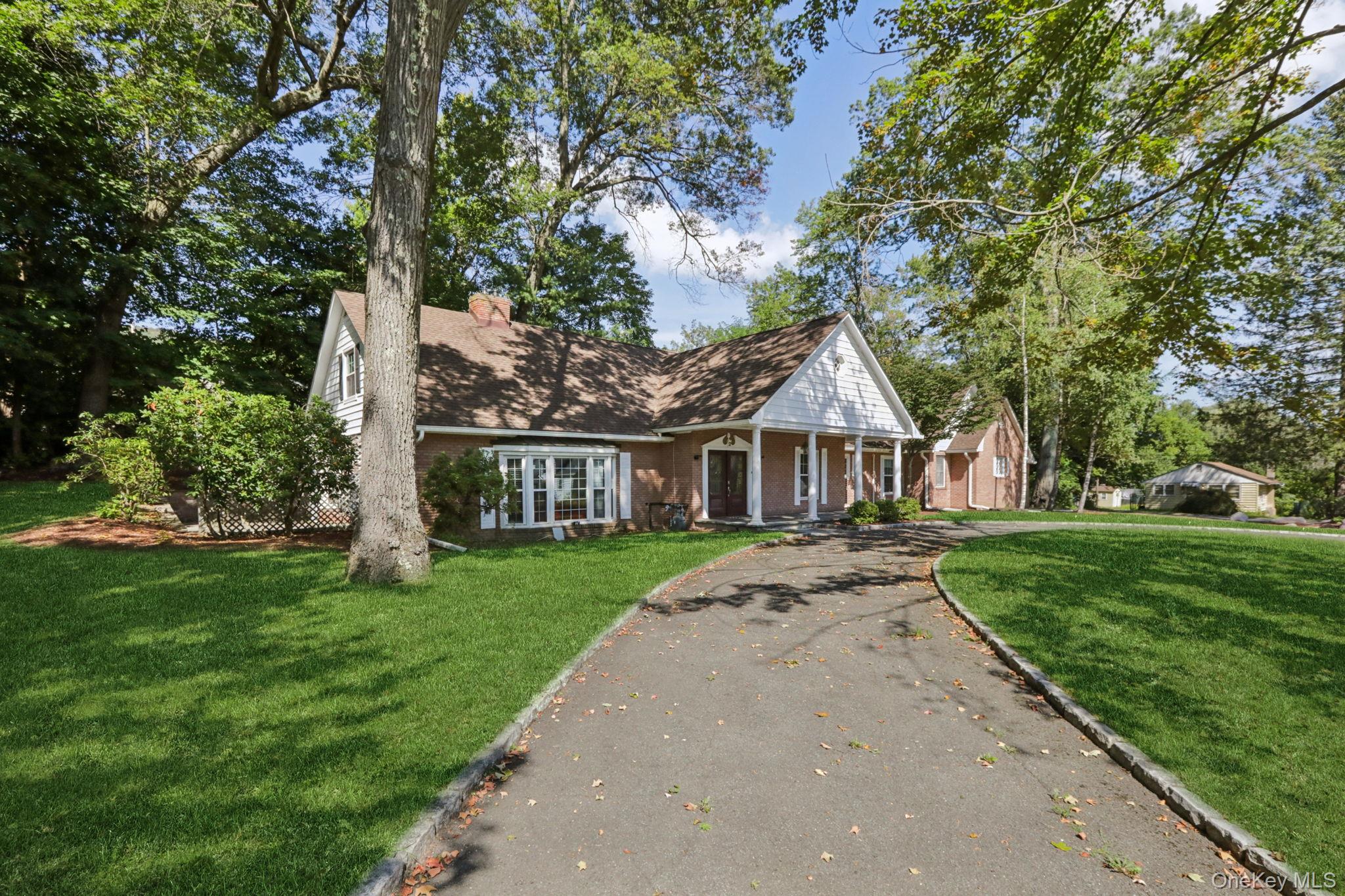 2 Myrtle Avenue Property Photo 1
