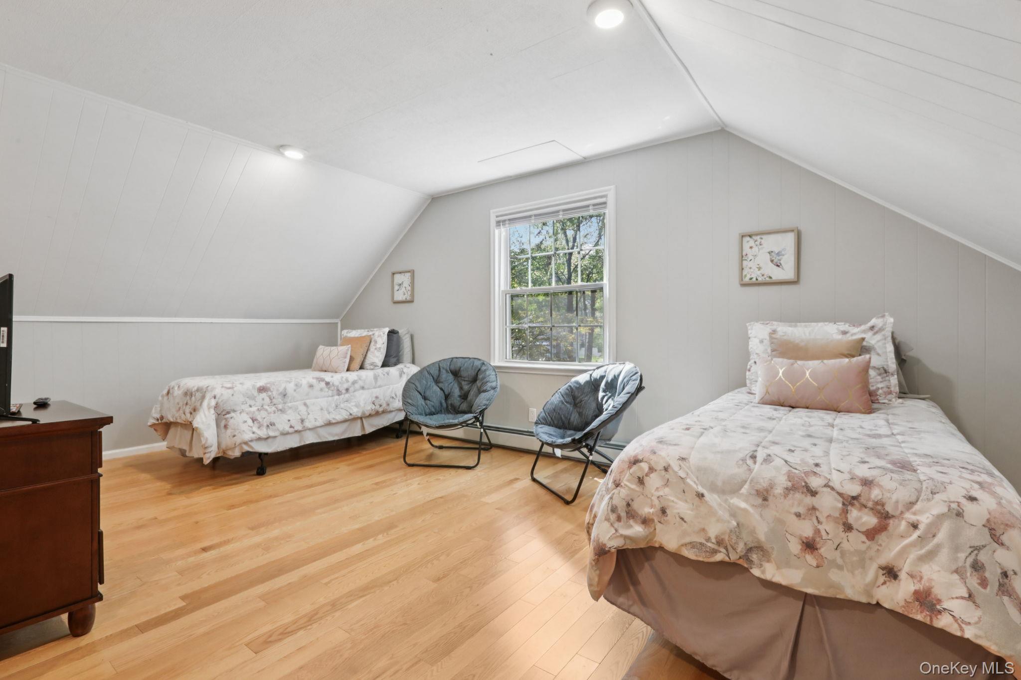 2 Myrtle Avenue Property Photo 33