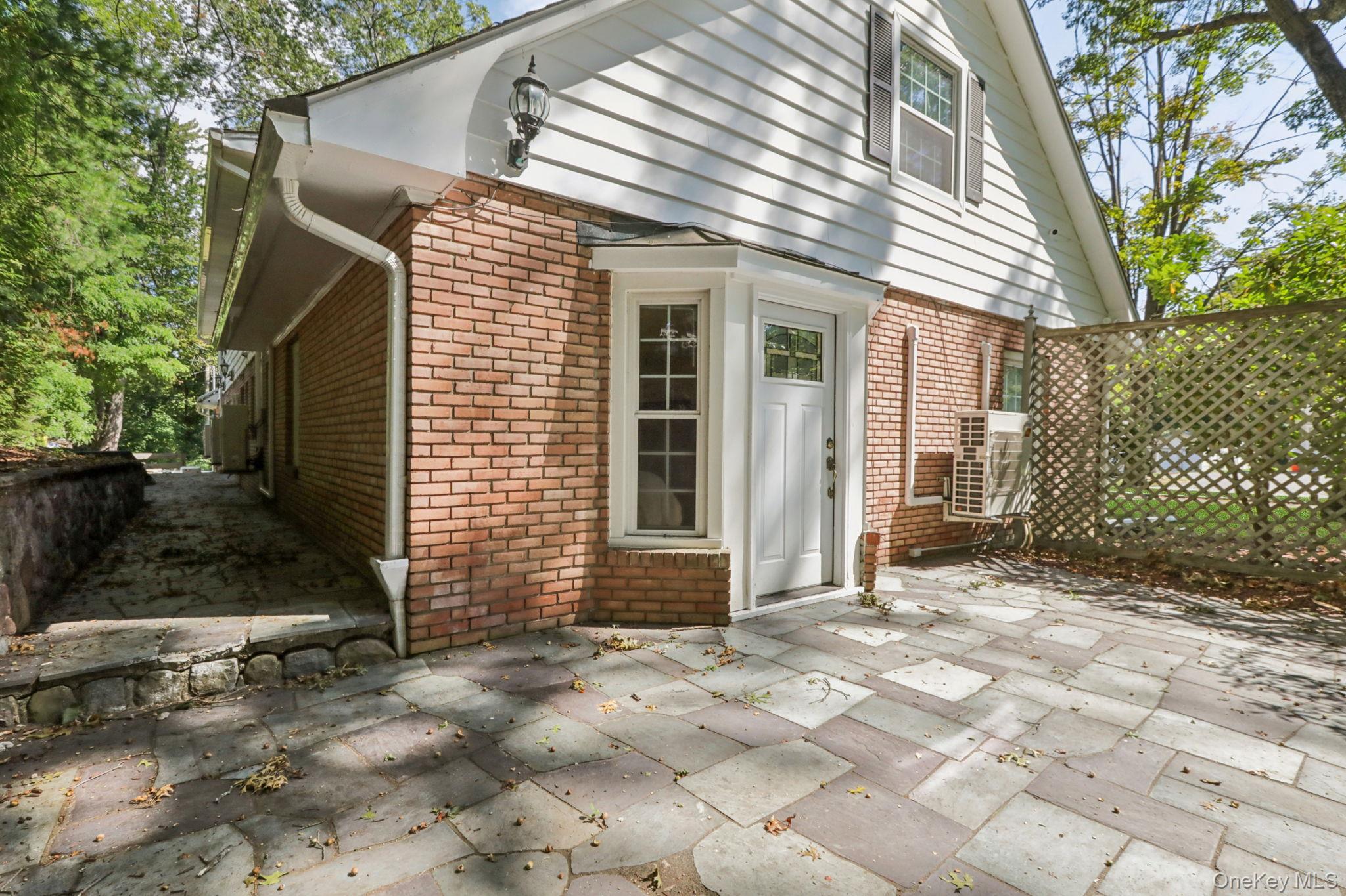 2 Myrtle Avenue Property Photo 41