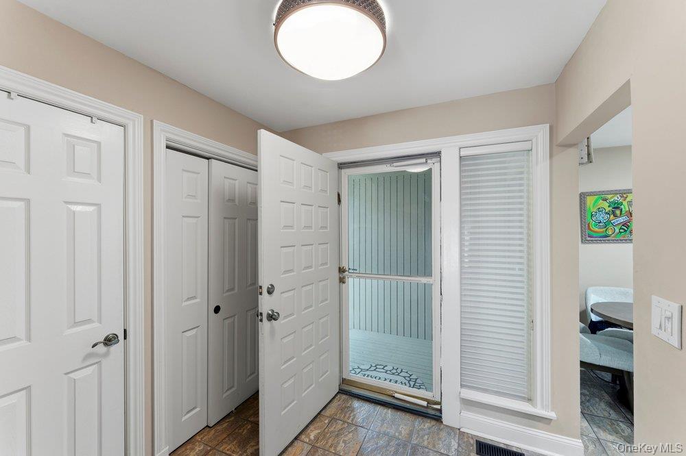 76 Estate Drive Property Photo 1