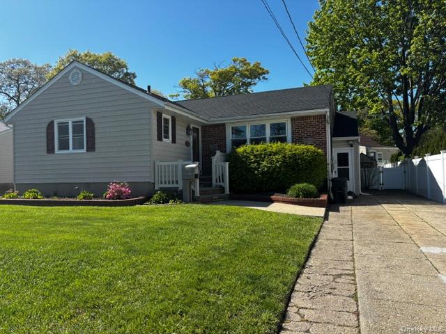 185 Audley Court Property Photo 2