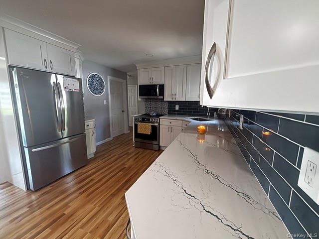 185 Audley Court Property Photo 8