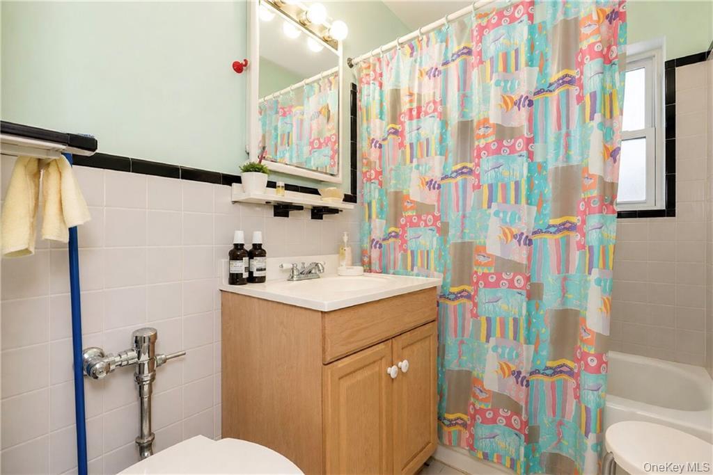 701 Gerald Court 2e Property Photo 9