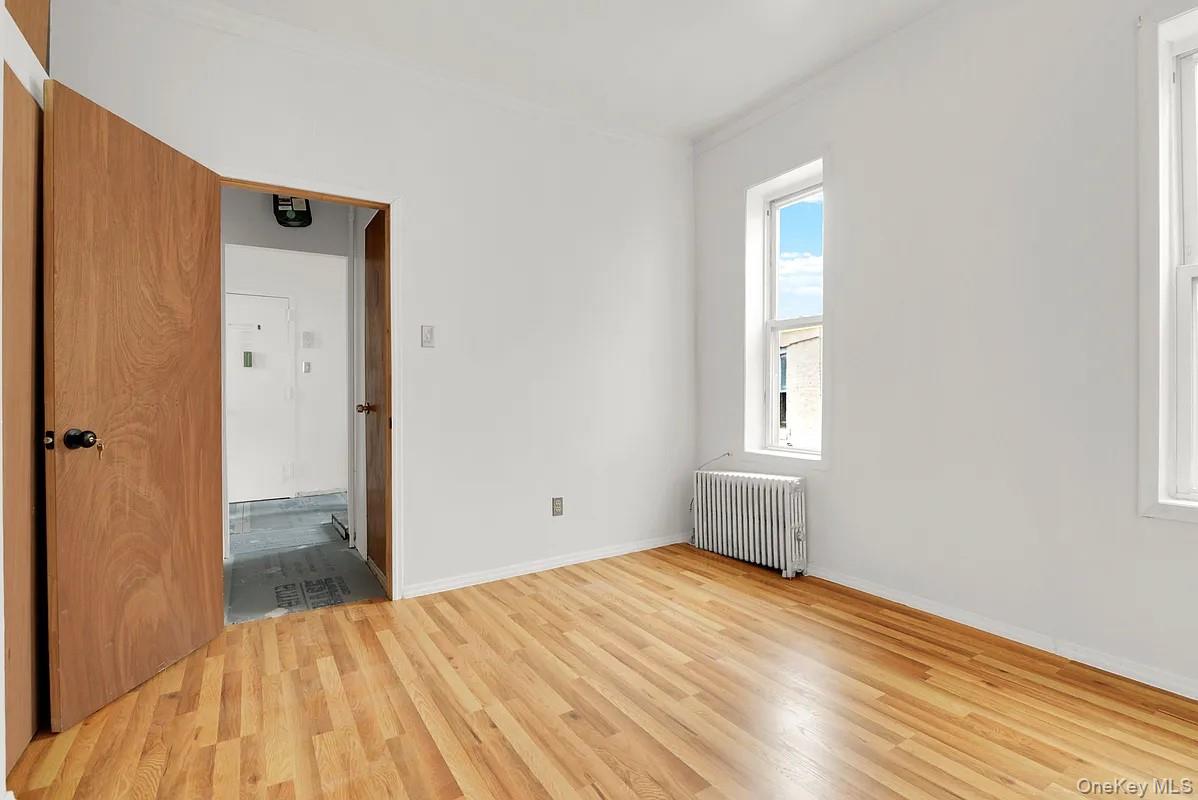695 Meeker Avenue Property Photo 9