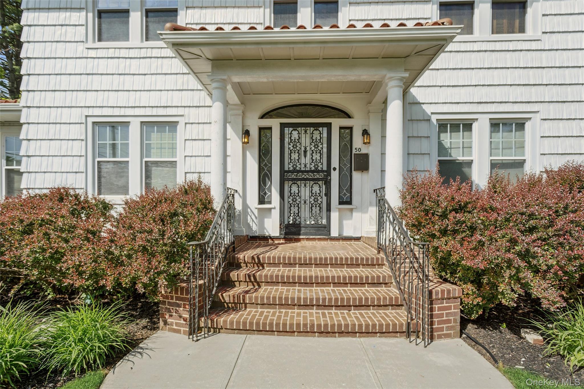 50 Roxbury Road Property Photo 3