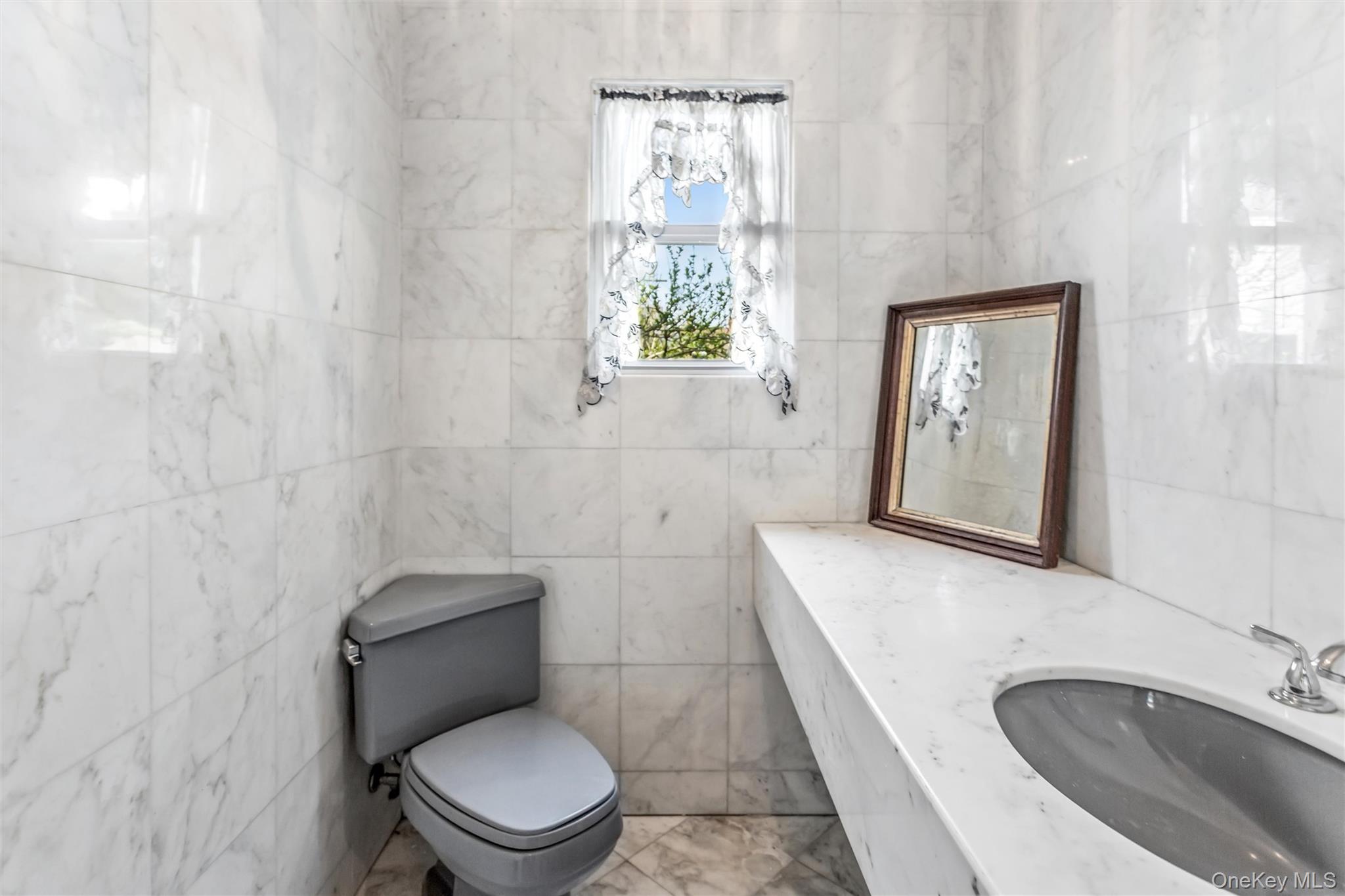 50 Roxbury Road Property Photo 18
