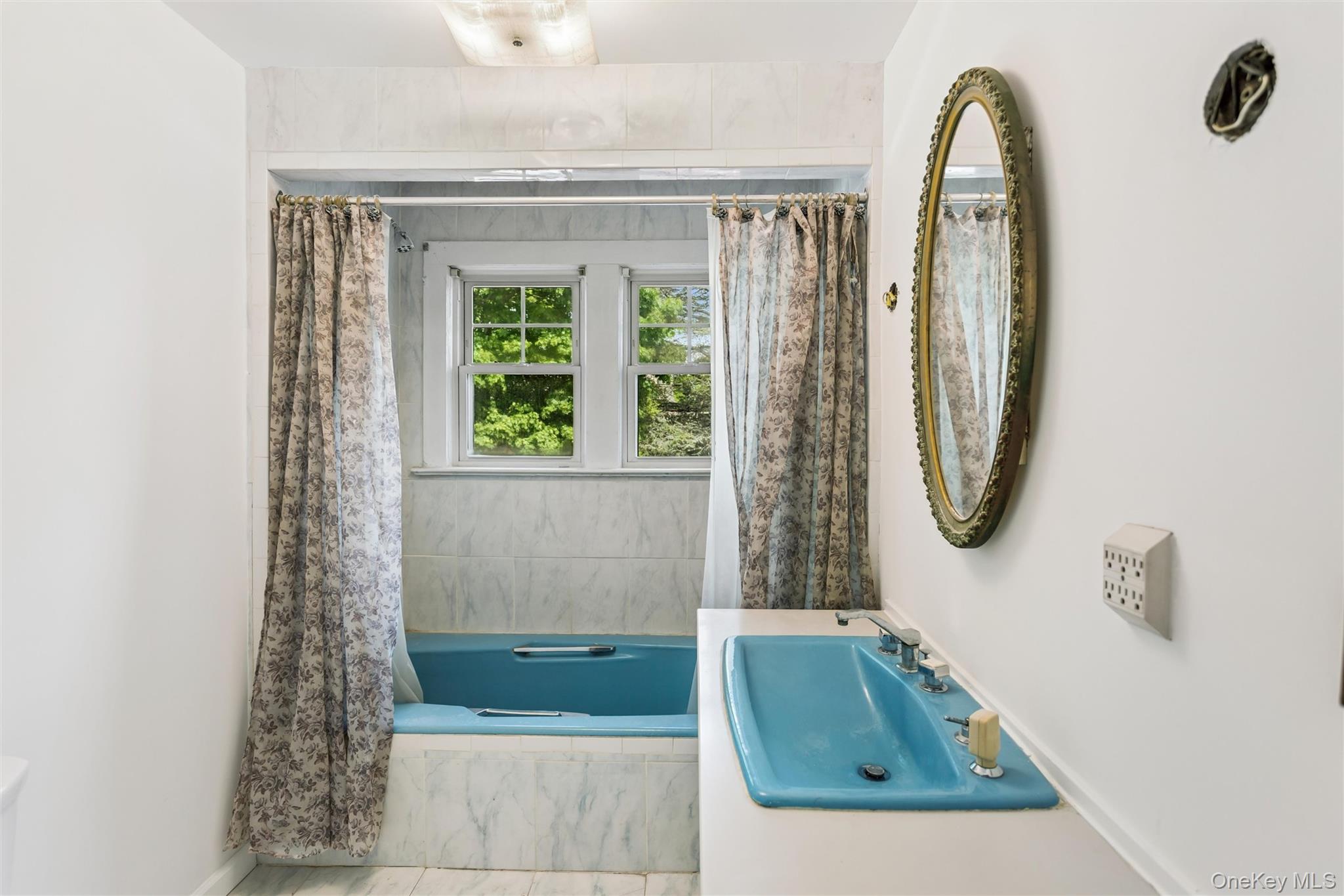 50 Roxbury Road Property Photo 27