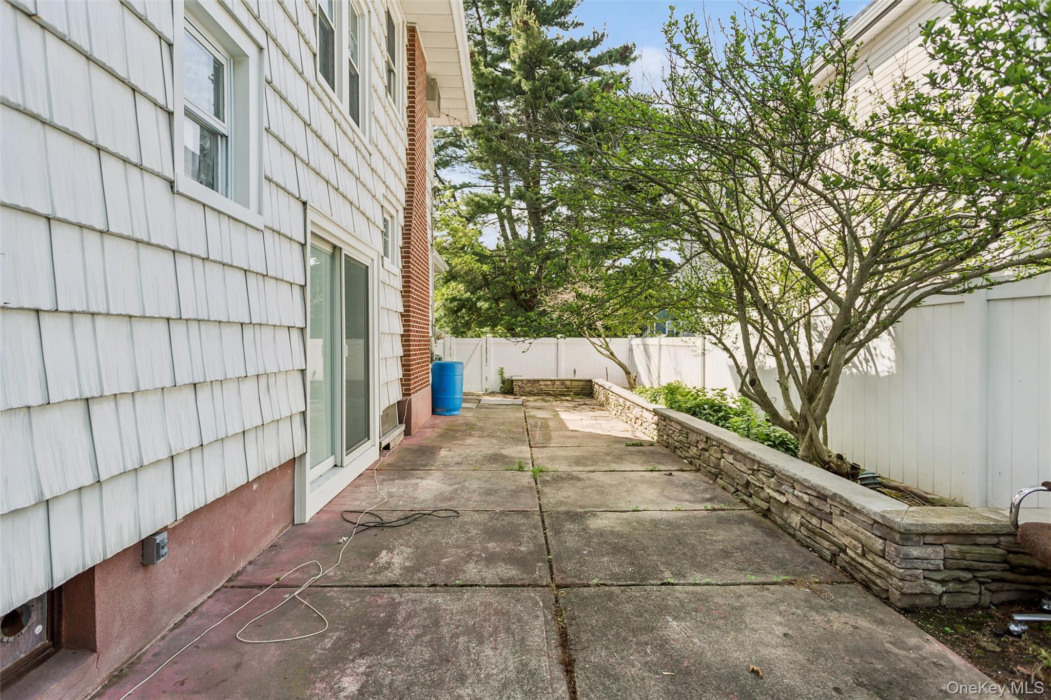 50 Roxbury Road Property Photo 39