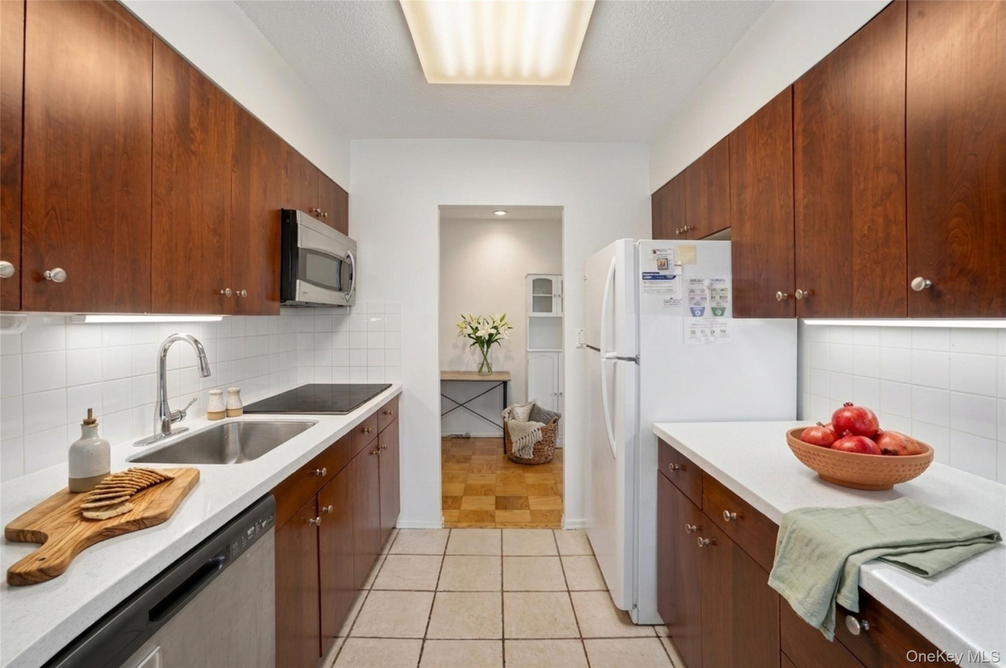 15 Stewart Place 7h Property Photo 10