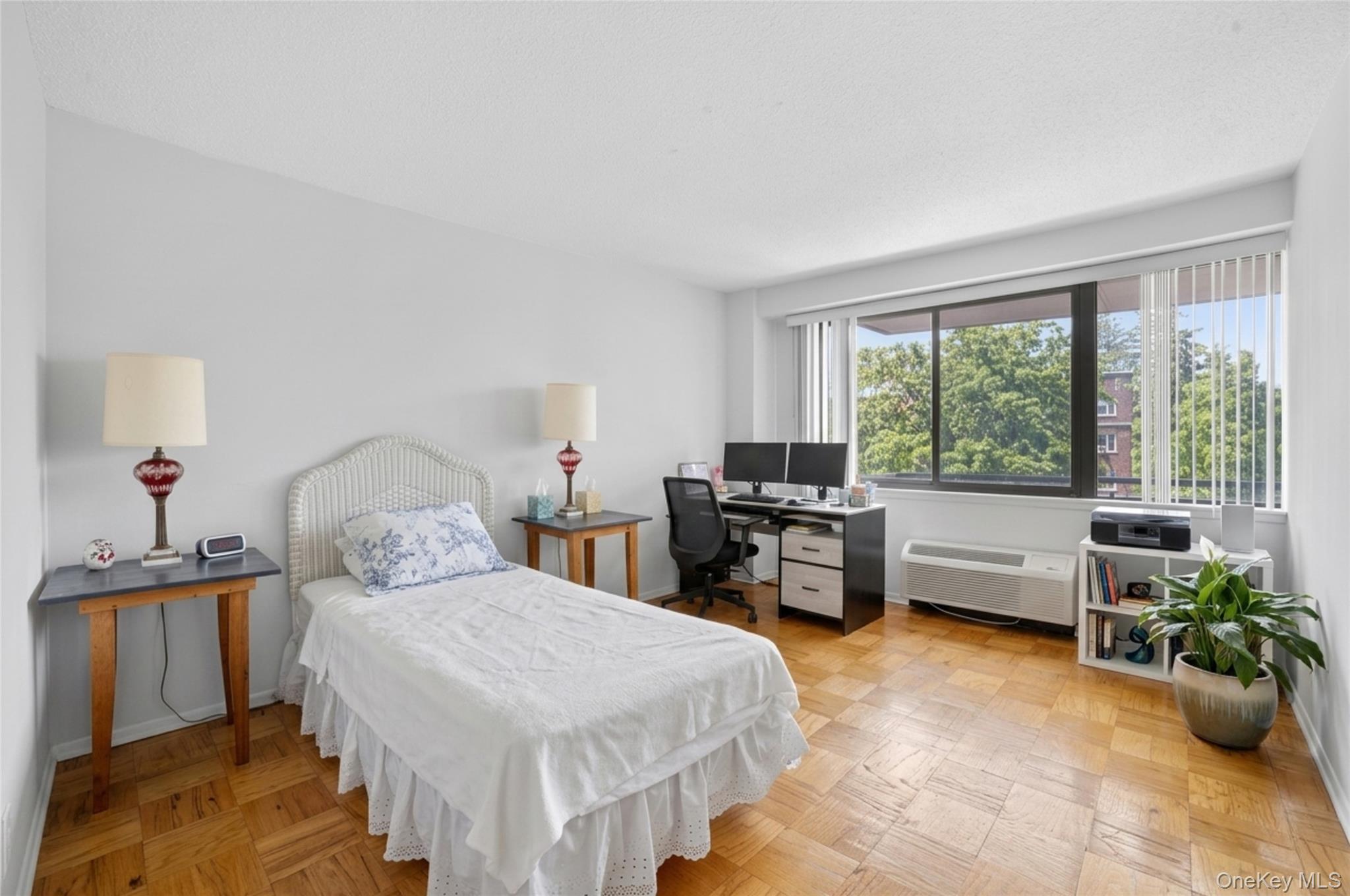 15 Stewart Place 7h Property Photo 18
