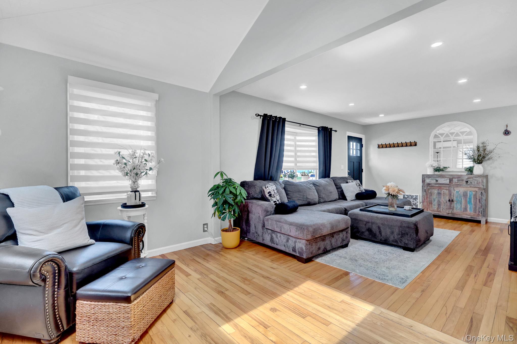 31 Locust Avenue Property Photo 10