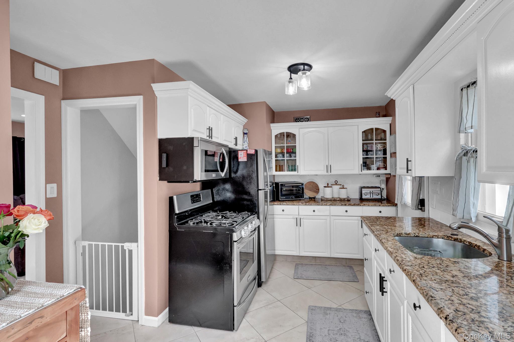 31 Locust Avenue Property Photo 13