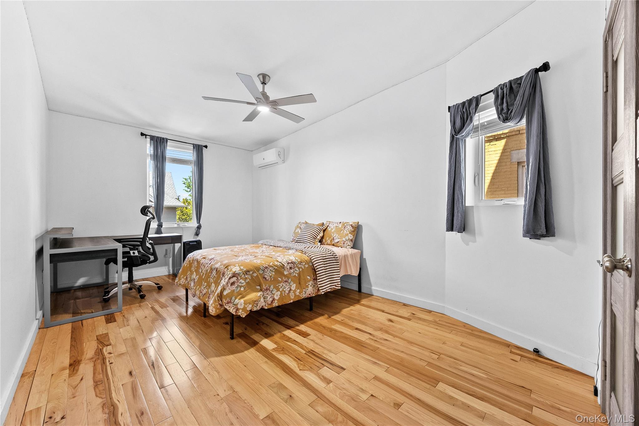 203 E Prospect Avenue Property Photo 8