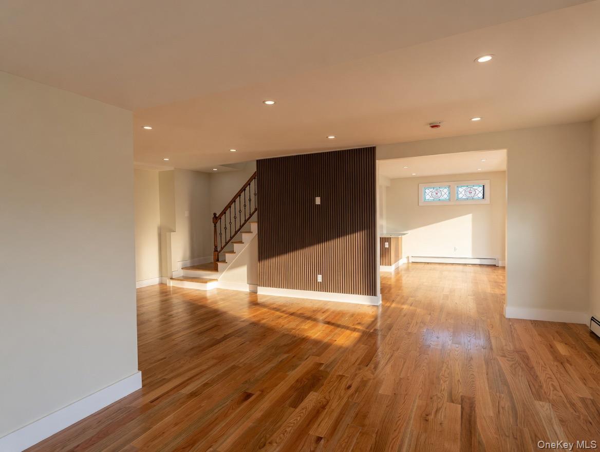 119-48 190th Street Property Photo 2