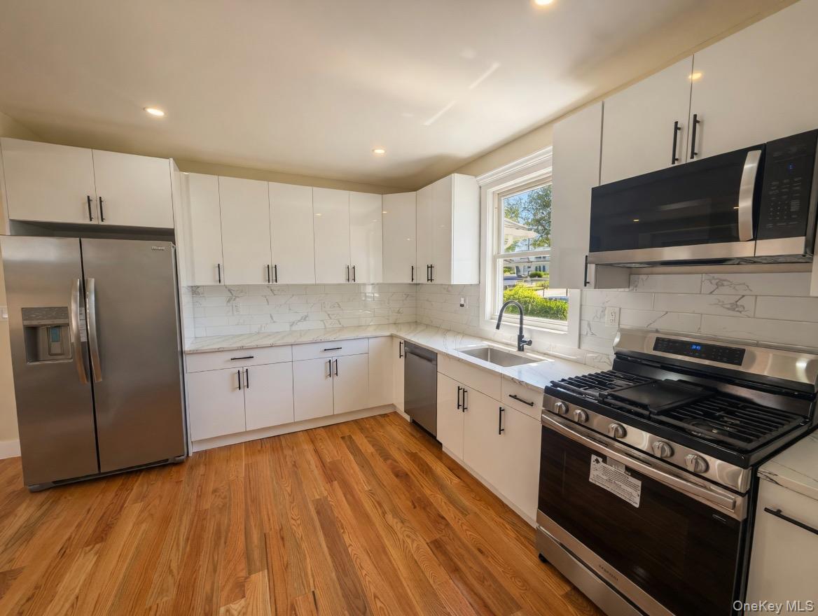 119-48 190th Street Property Photo 7