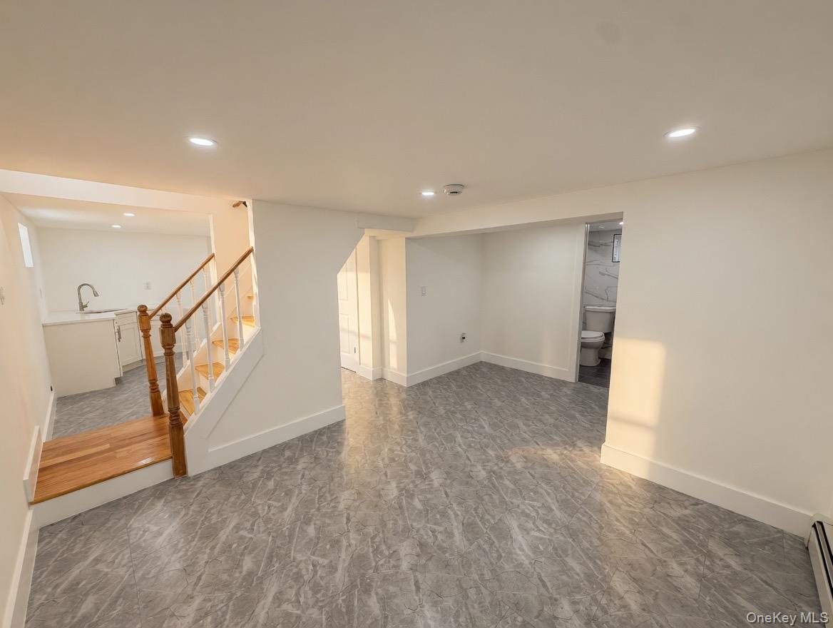 119-48 190th Street Property Photo 23