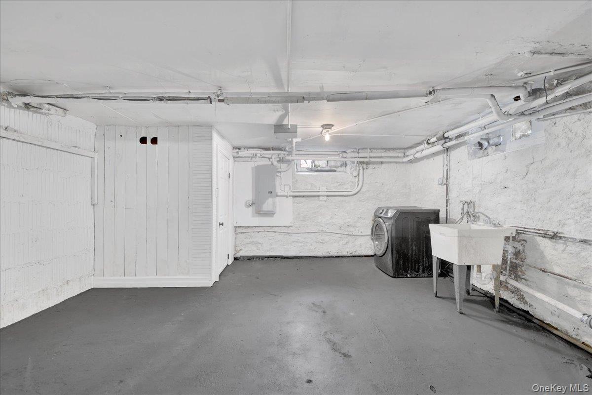 50 Forster Avenue Property Photo 38