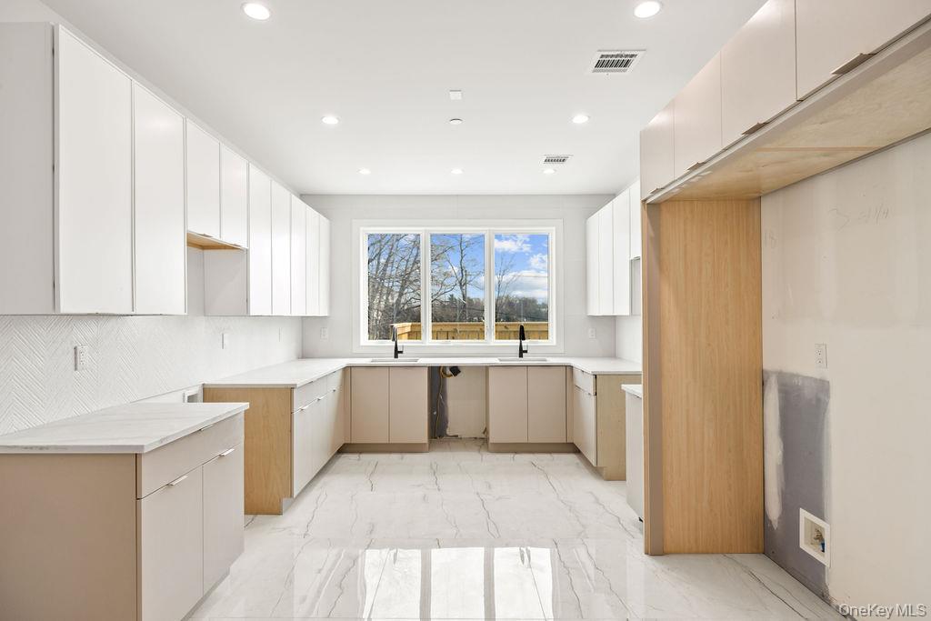 62 Blauvelt Road 202 Property Photo 15