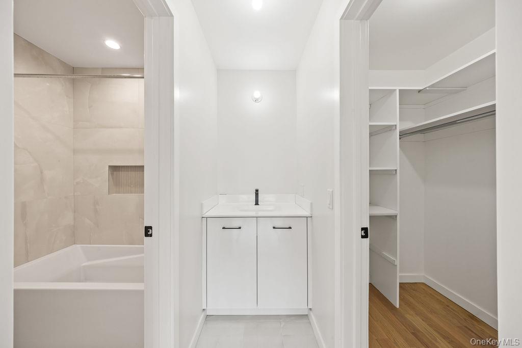 62 Blauvelt Road 202 Property Photo 22