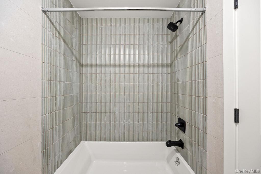 62 Blauvelt Road 202 Property Photo 28