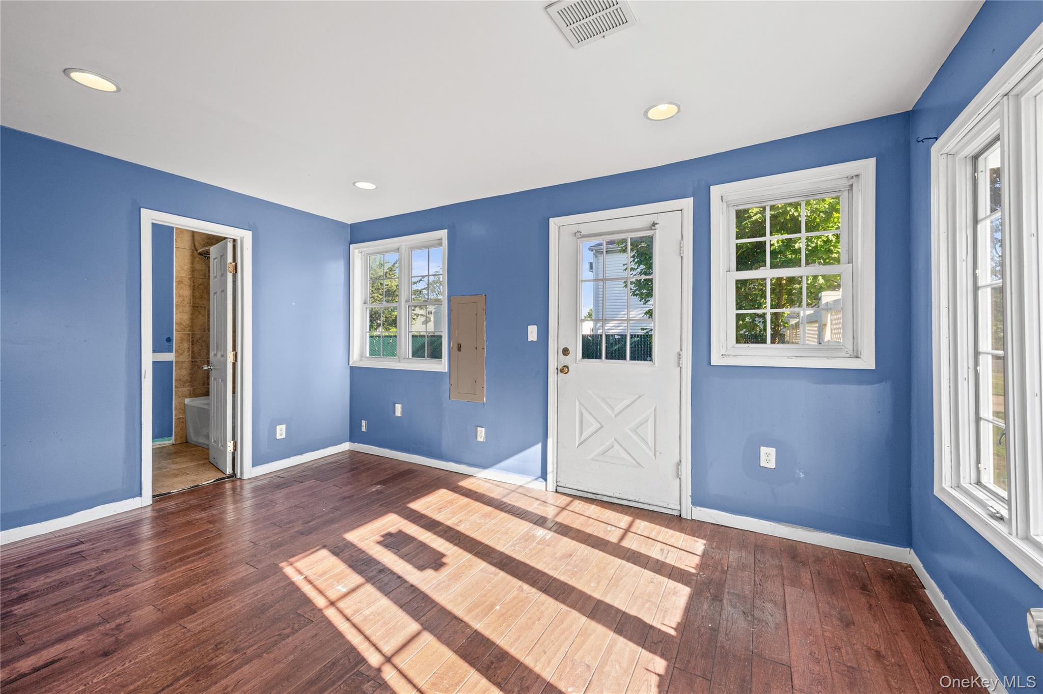 147 Branch Avenue Property Photo 17