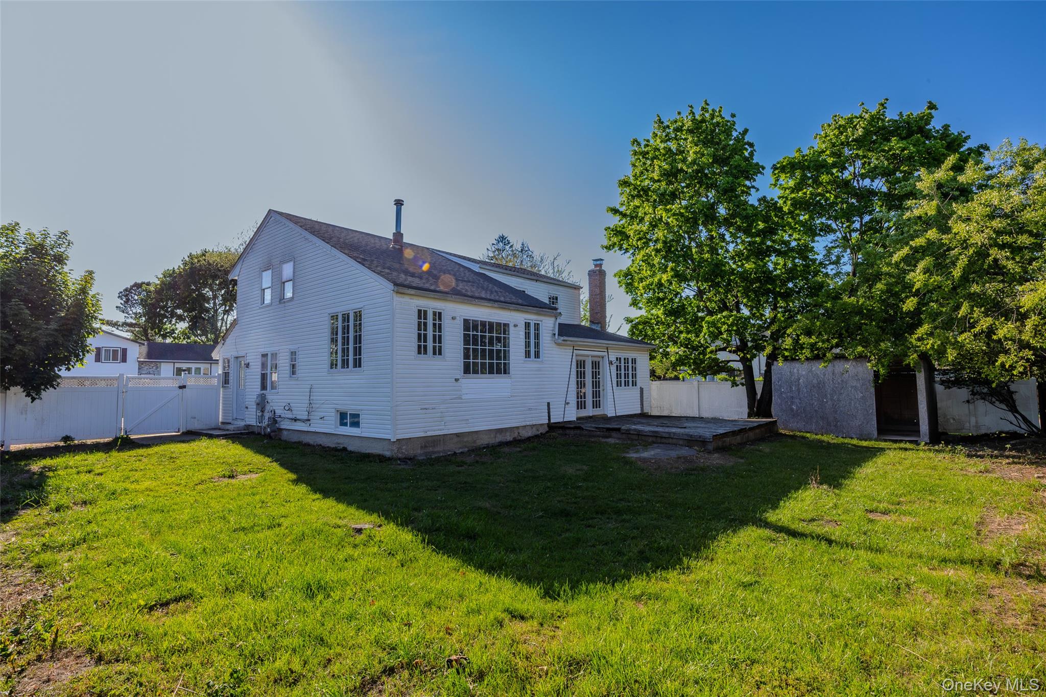 147 Branch Avenue Property Photo 36