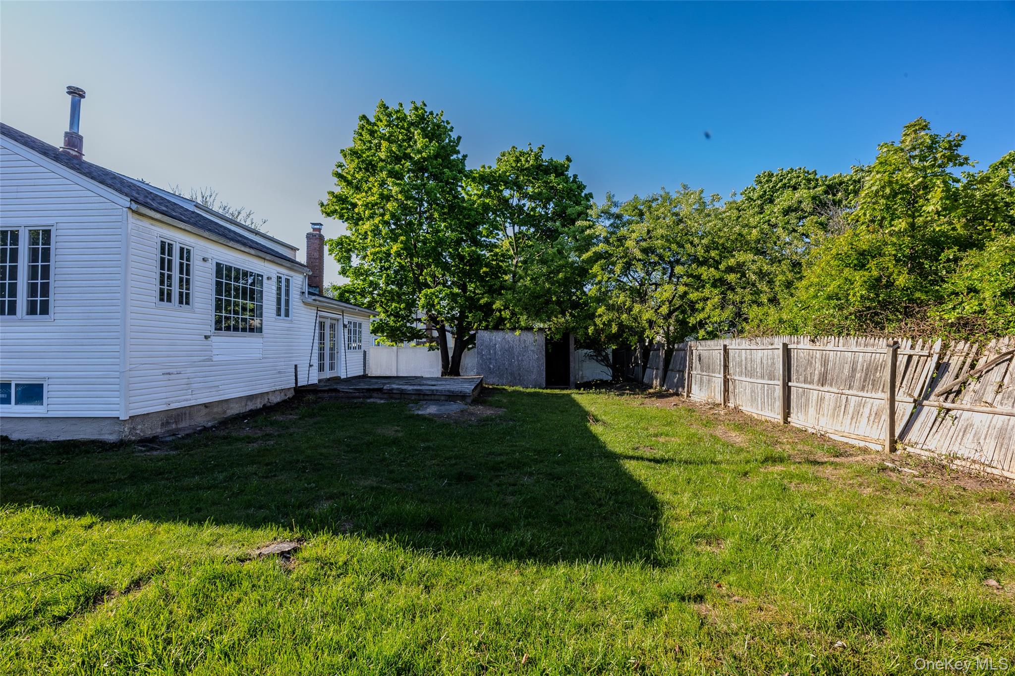 147 Branch Avenue Property Photo 37