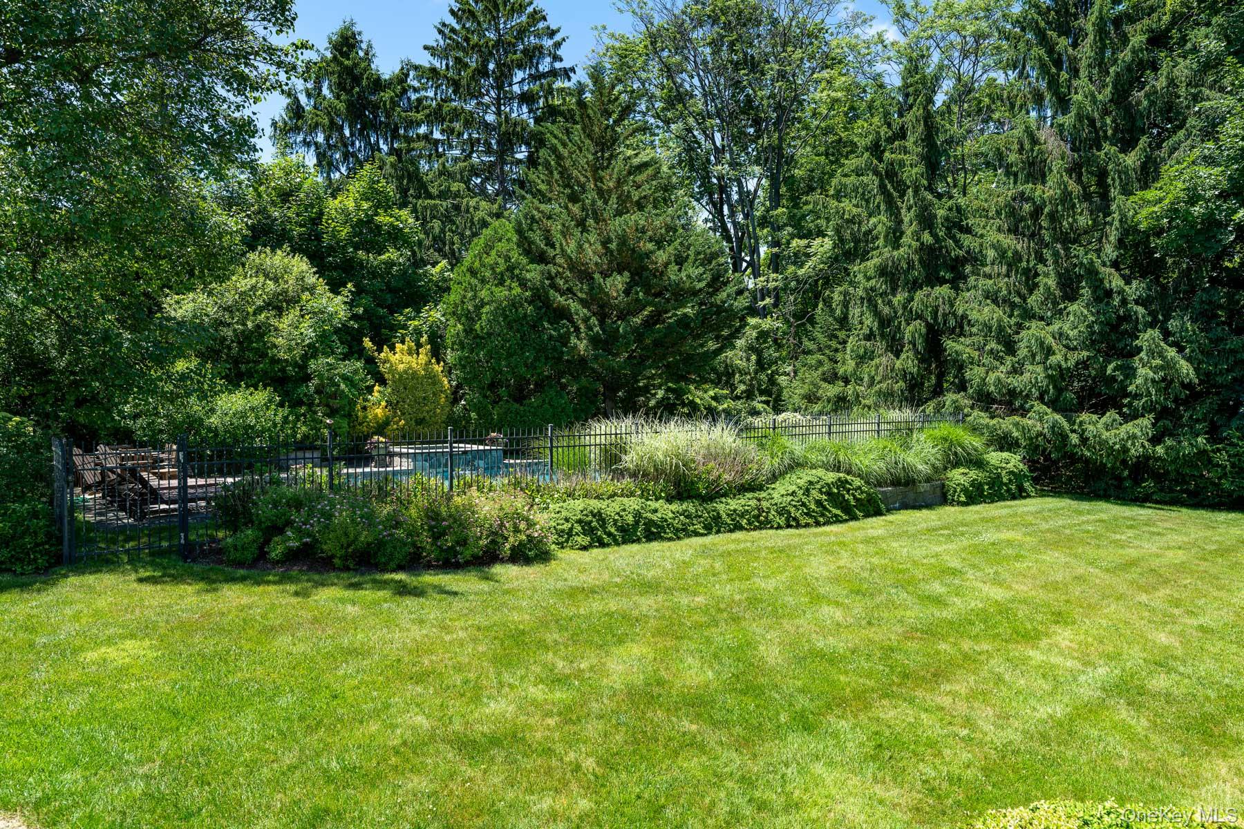 5 Willow Run Road Property Photo 40