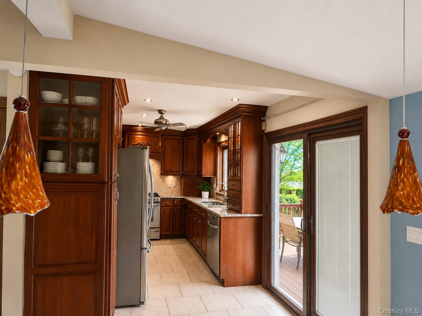 7 Dawes Avenue Property Photo 8