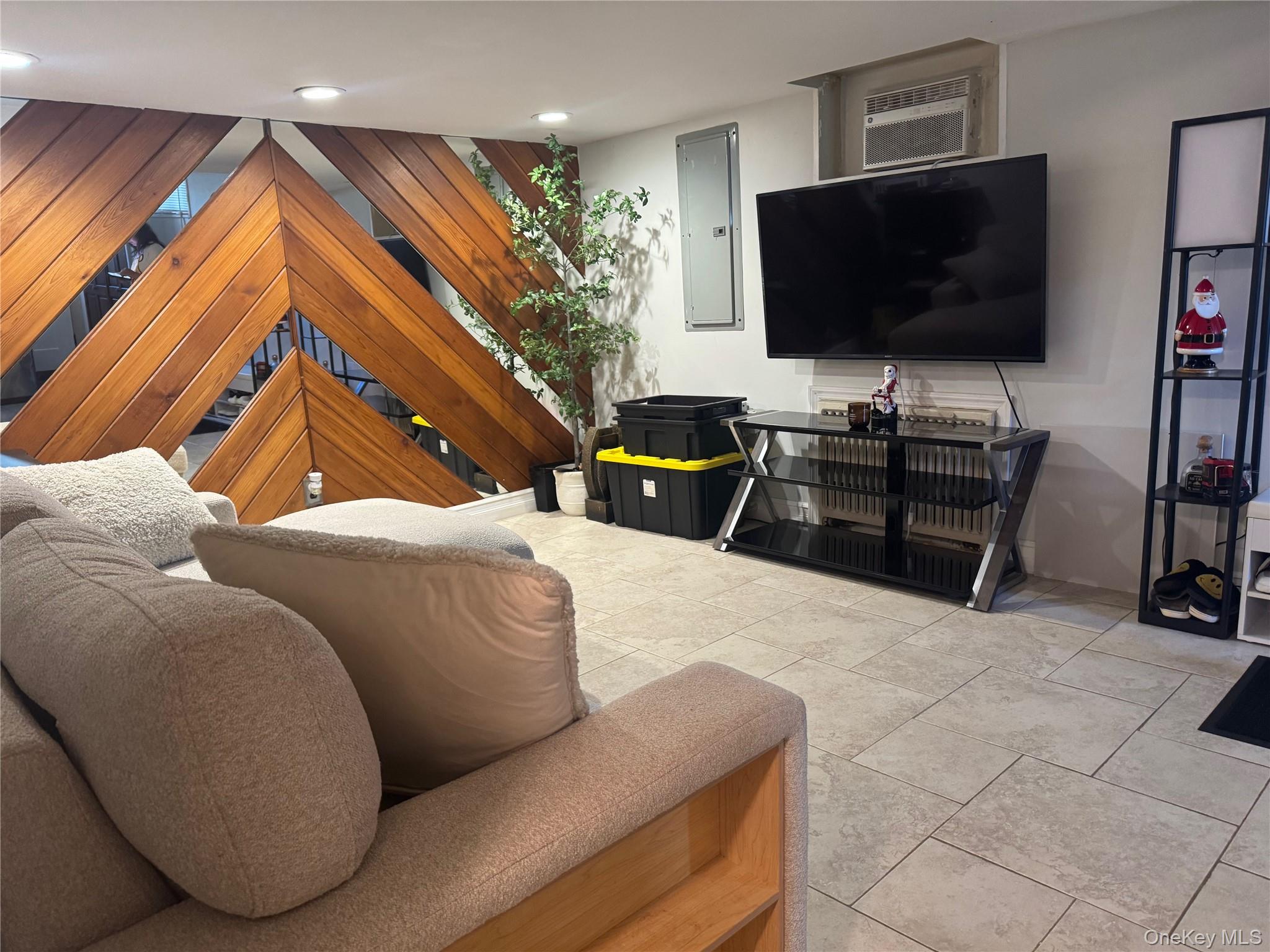 7 Dawes Avenue Property Photo 13