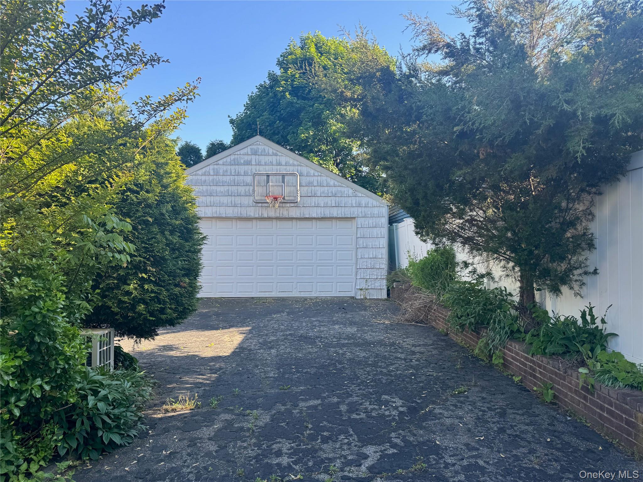 7 Dawes Avenue Property Photo 26
