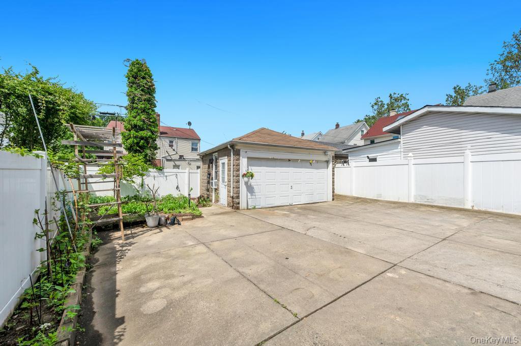 50-12 202 Street Property Photo 5