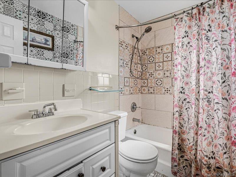 98 Lincoln Street Property Photo 14
