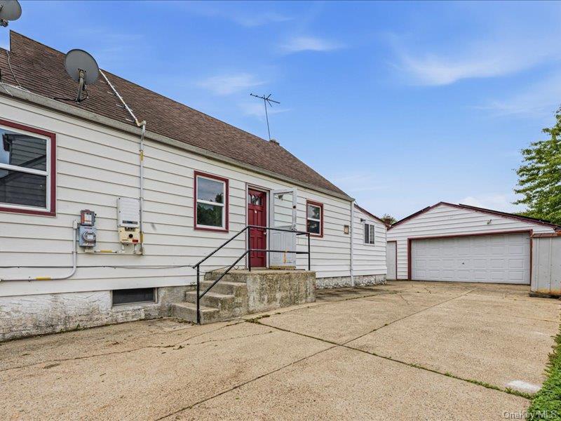 98 Lincoln Street Property Photo 22