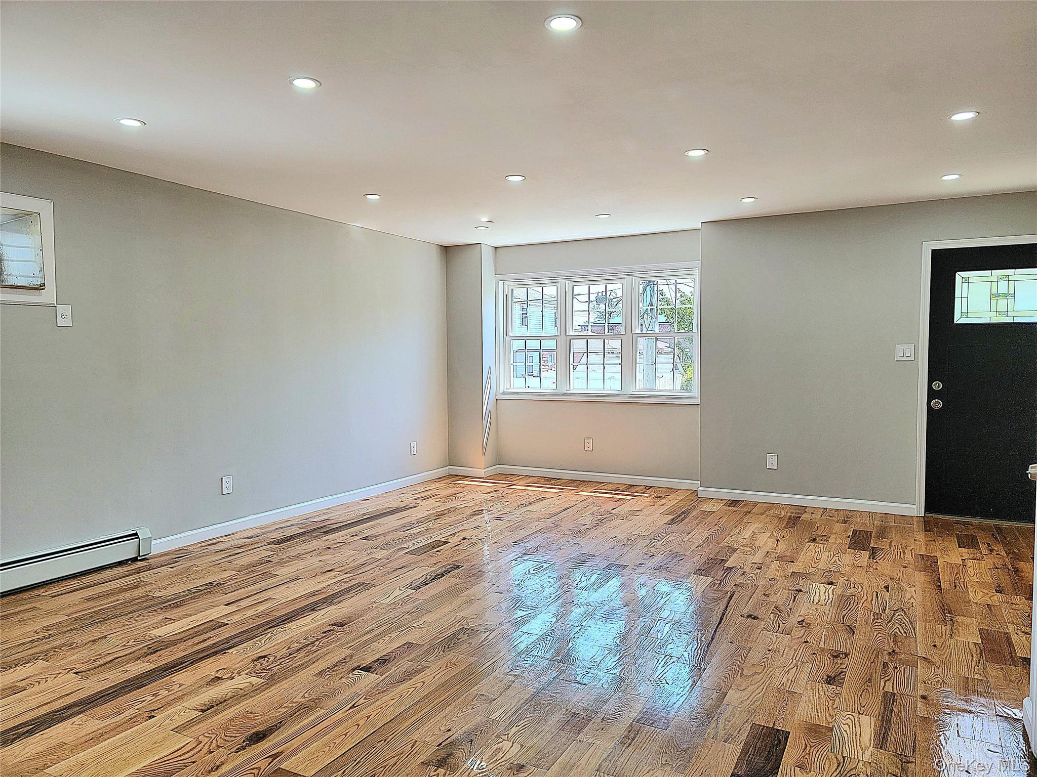 14514 226th Street Property Photo 3