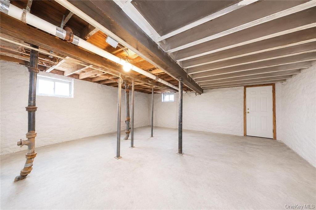 2351 E 22nd Street Property Photo 34