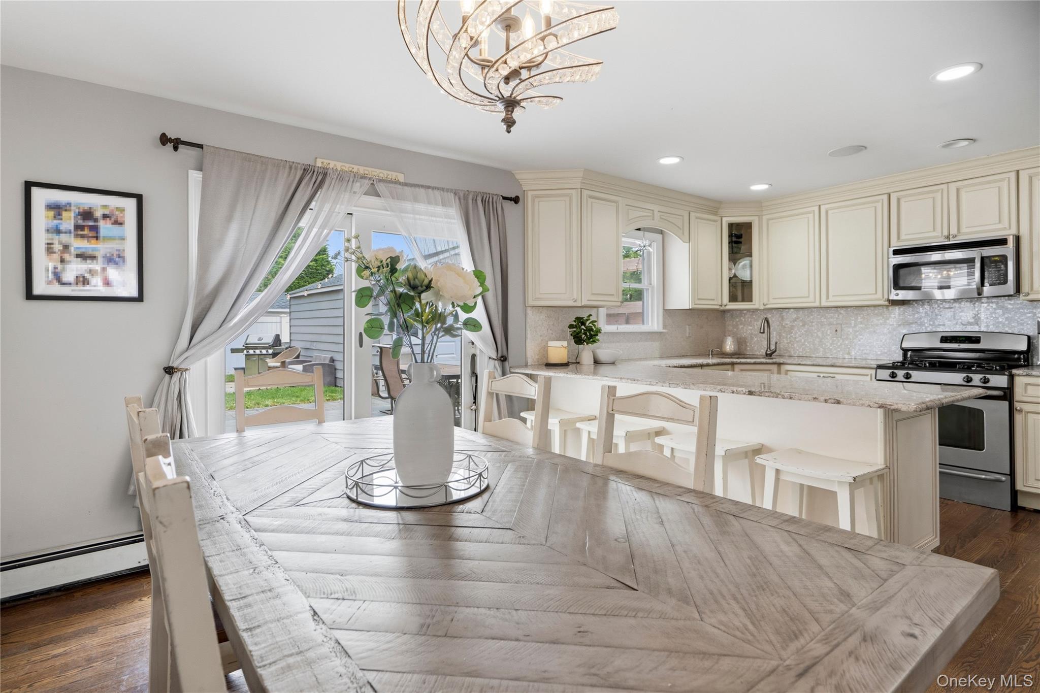 9 Lagoon Boulevard Property Photo 10