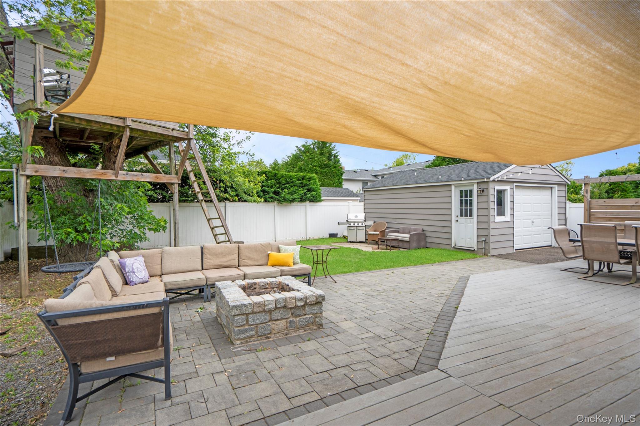 9 Lagoon Boulevard Property Photo 31