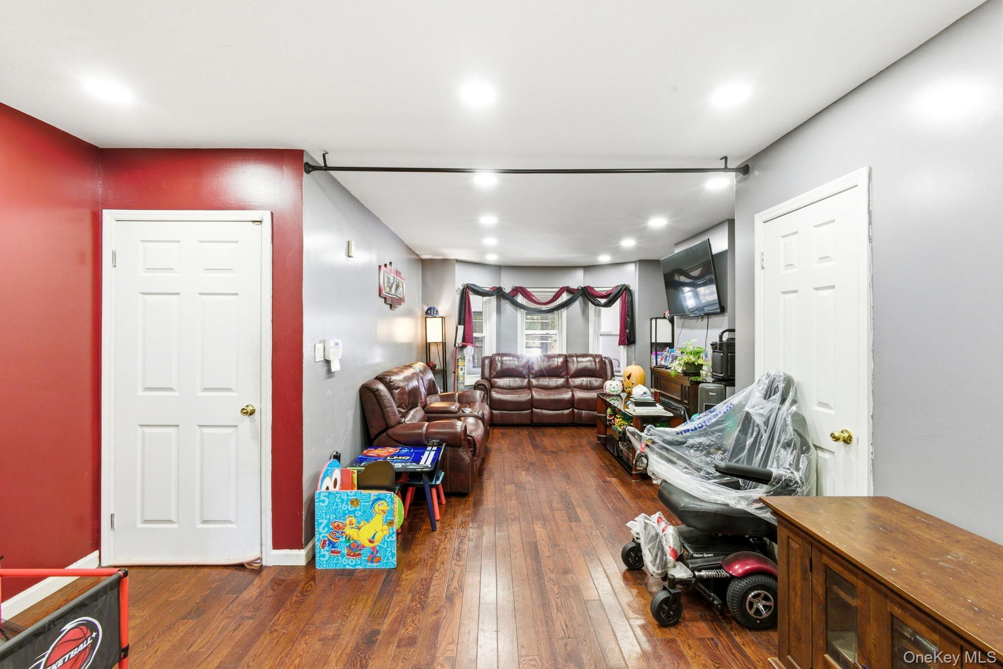180 Fountain Avenue Property Photo 7