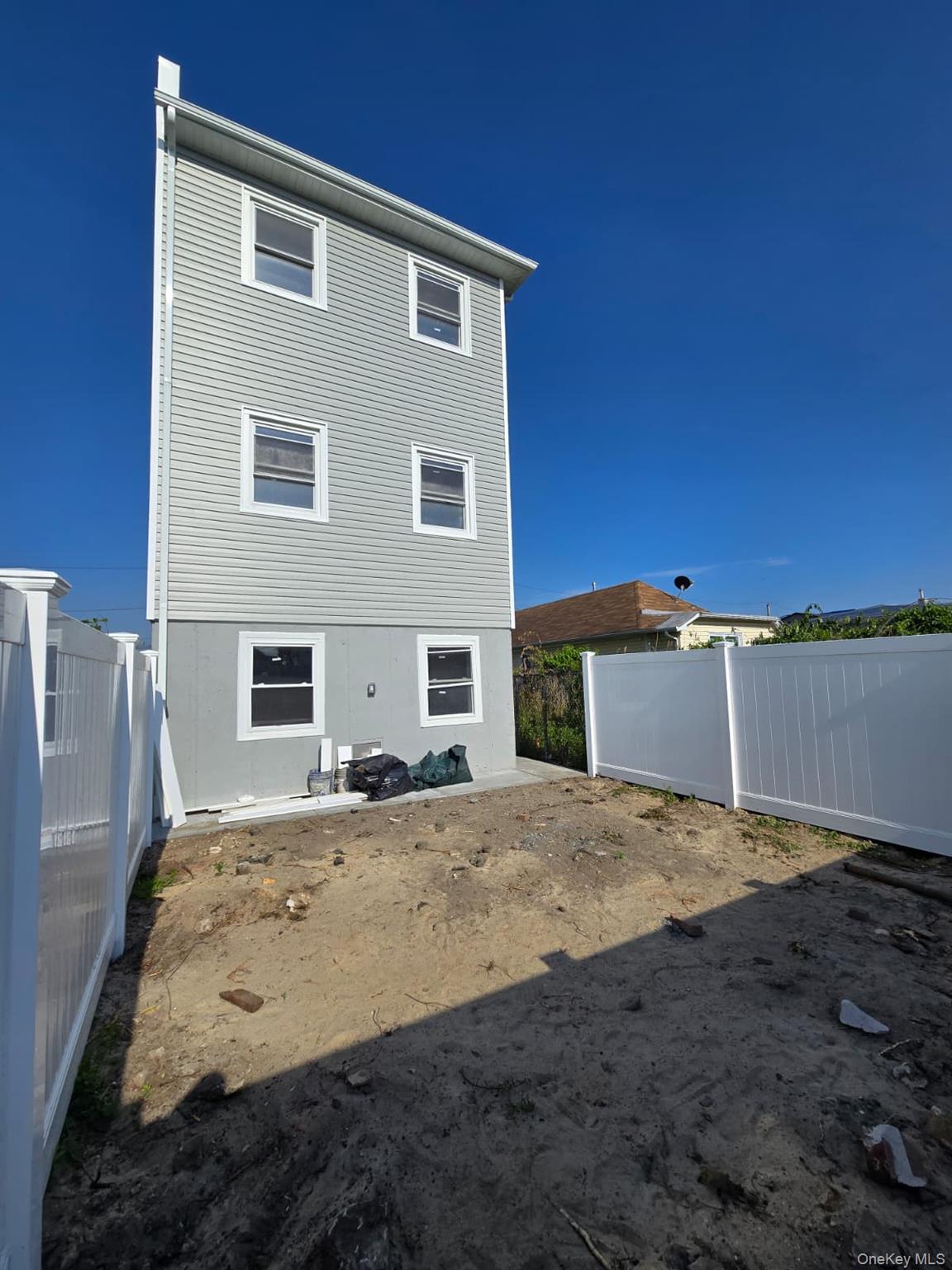 445 Beach 45th Street Property Photo 4