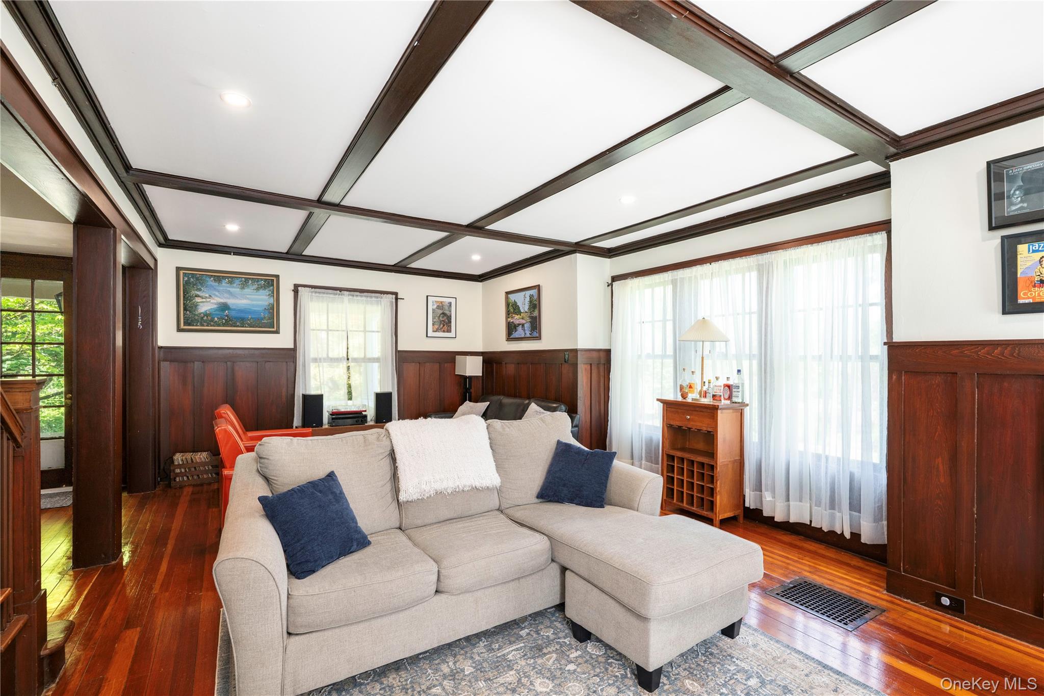21 Barnard Avenue Property Photo 6